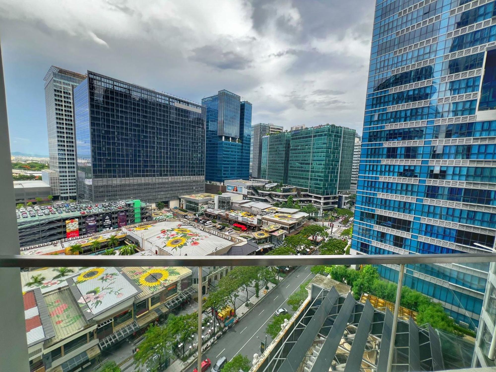Aparthotel Eg Private House -Bgc Uptown Taguig Exterior foto
